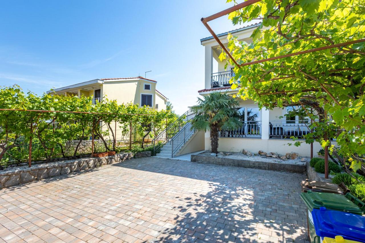 Apartment Ana Вантачичи Экстерьер фото